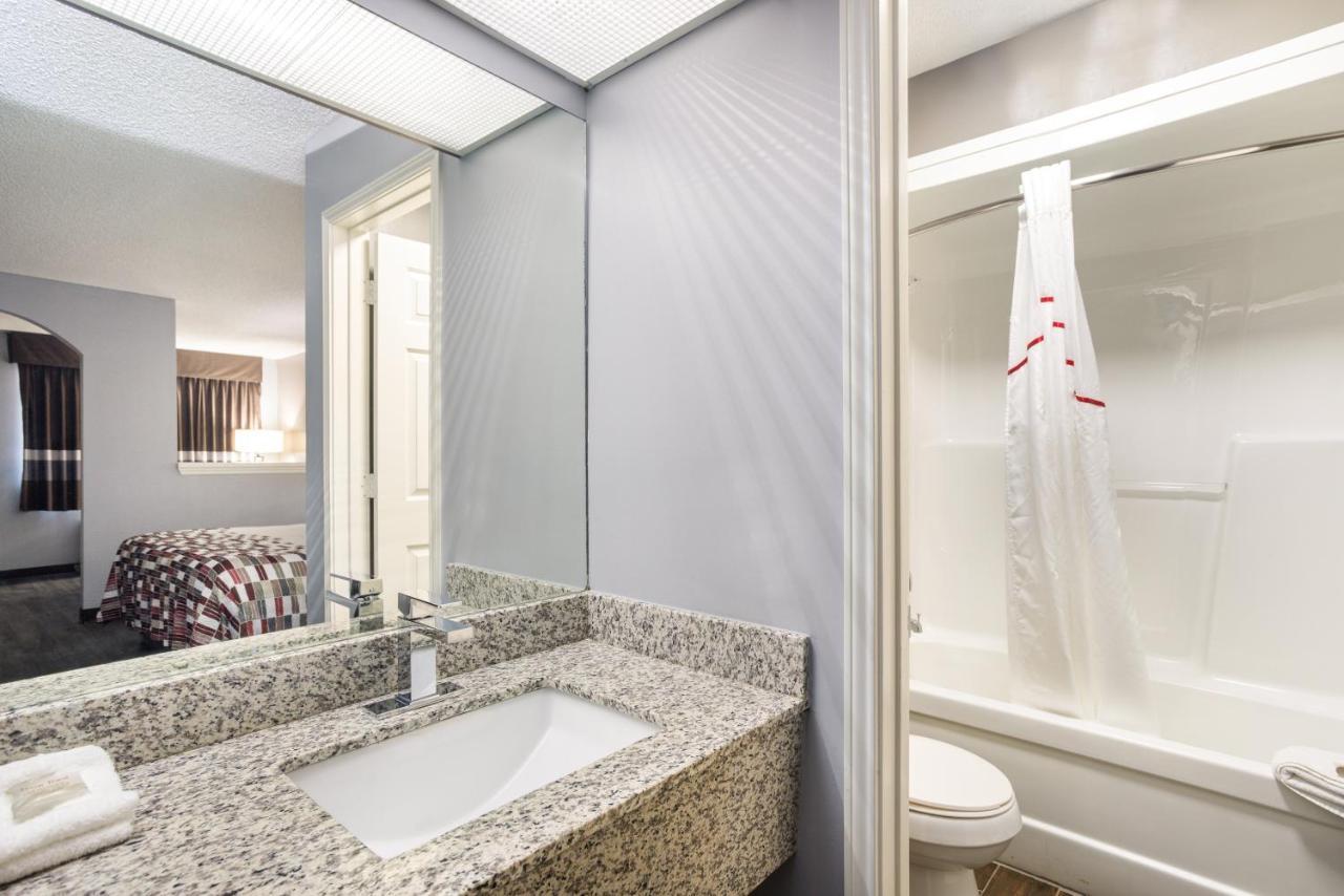 Red Roof Inn & Suites Athens, Al Dış mekan fotoğraf