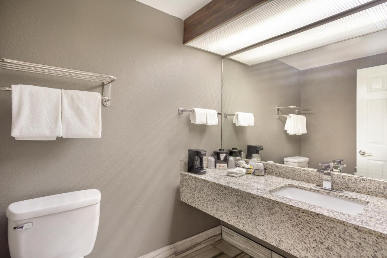 Red Roof Inn & Suites Athens, Al Dış mekan fotoğraf